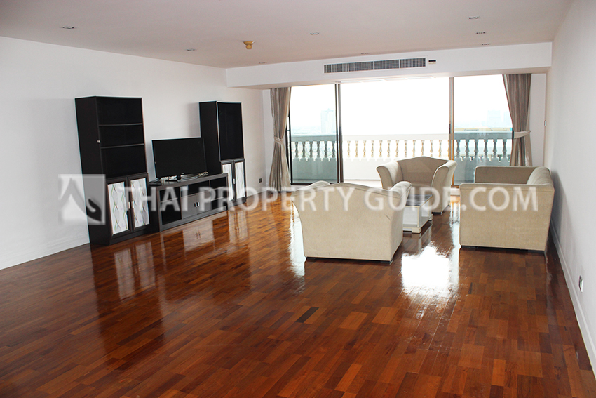 Apartment in Sukhumvit