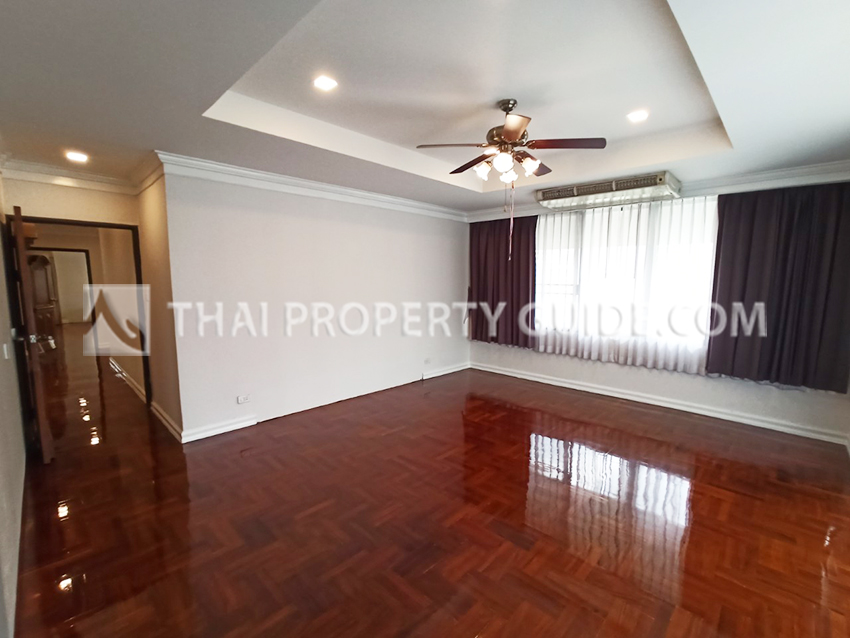 Apartment in Sukhumvit 