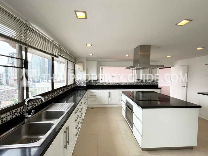 Apartment in Sukhumvit 