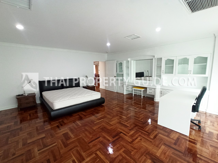 Apartment in Sukhumvit 