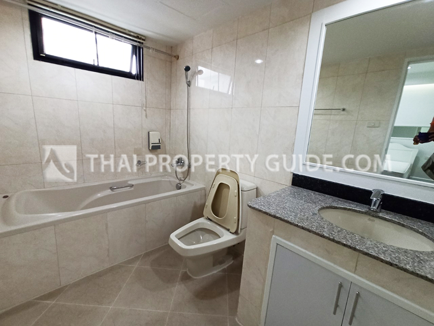 Apartment in Sukhumvit 