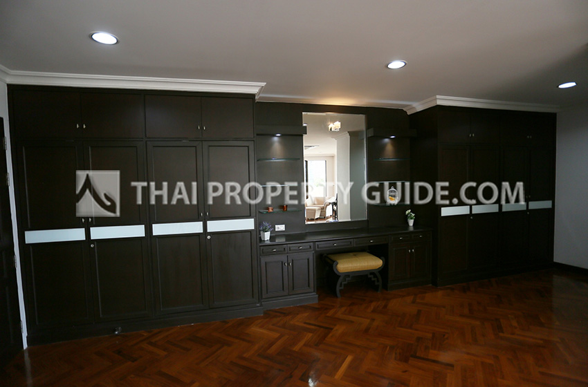 Apartment in Sukhumvit 
