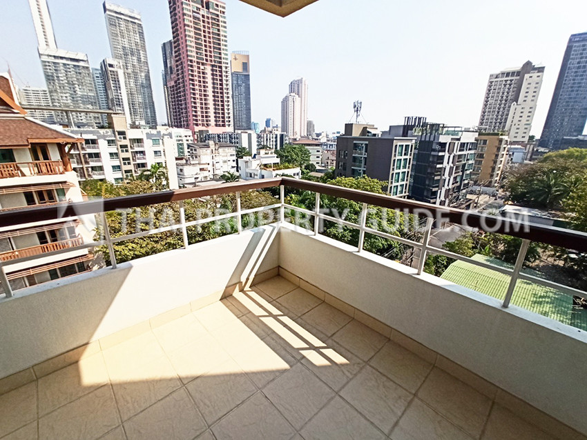 Apartment in Sukhumvit 