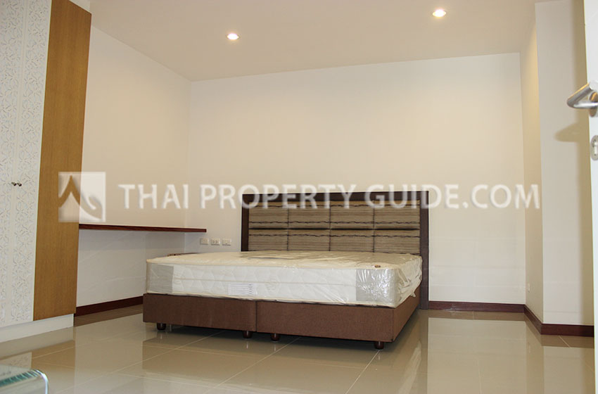Apartment in Sukhumvit 