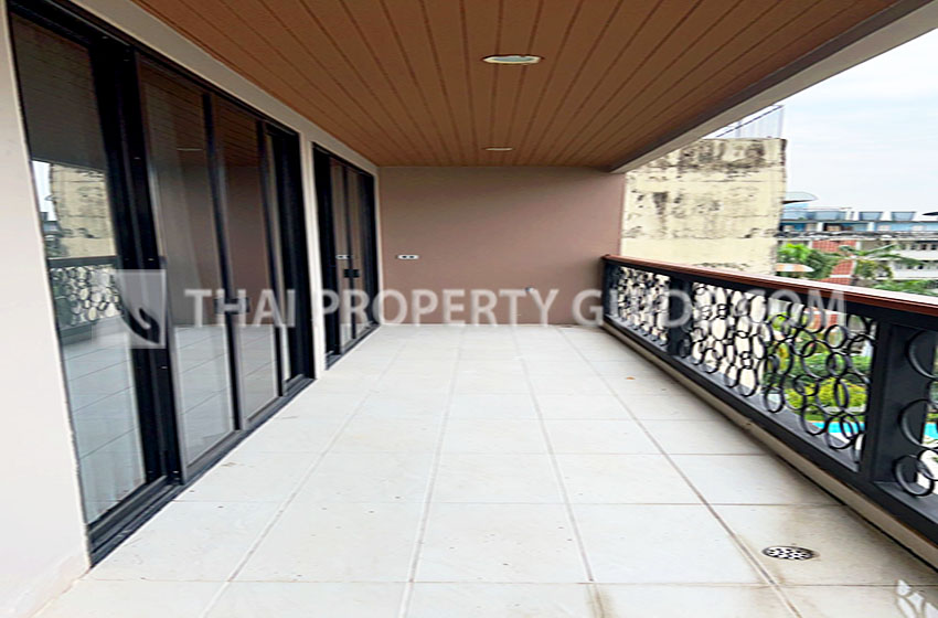 Apartment in Sukhumvit 