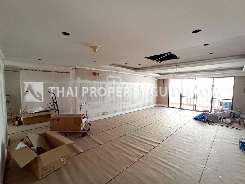 Apartment in Sukhumvit 