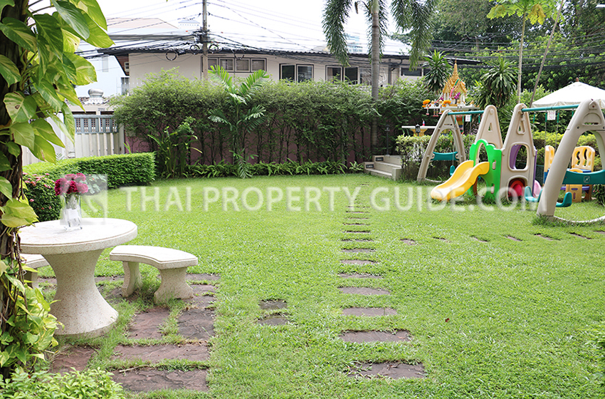 Apartment in Sukhumvit 