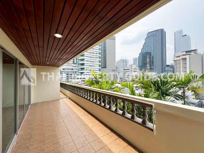 Apartment in Sukhumvit 