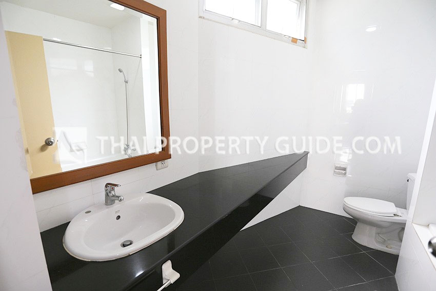 Apartment in Sukhumvit 