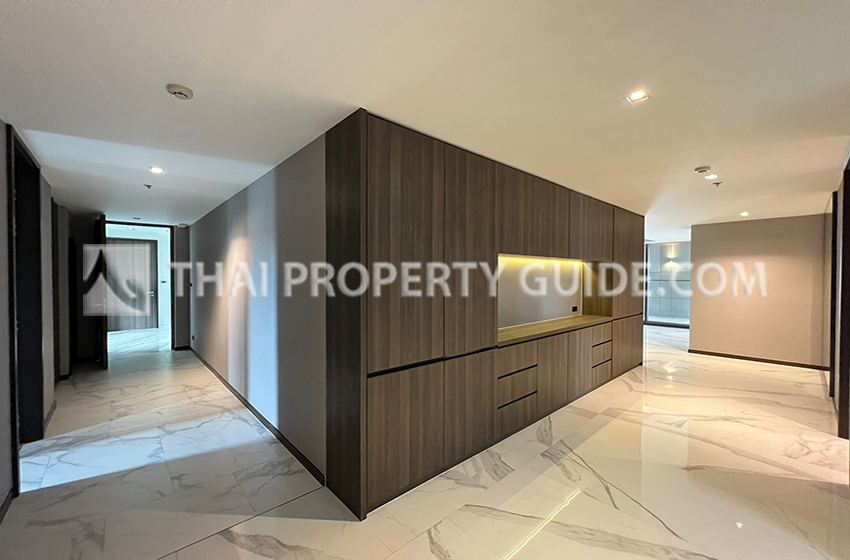 Apartment in Sukhumvit 