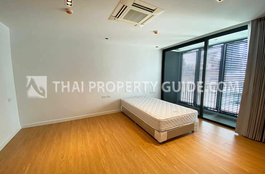 Apartment in Sukhumvit 