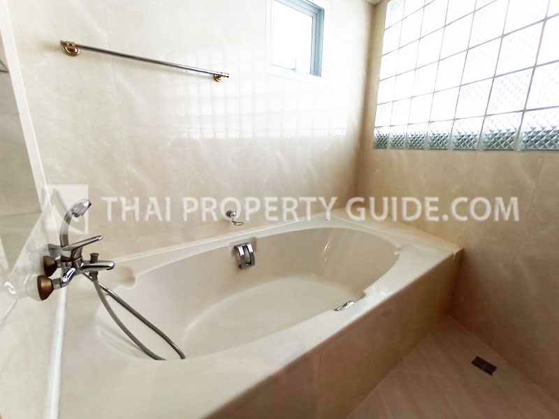 Apartment in Sukhumvit 