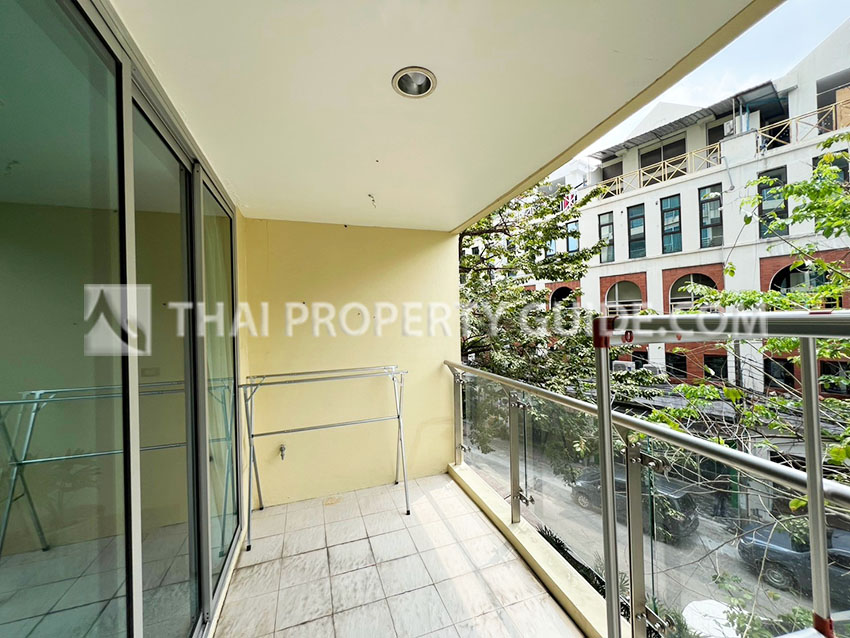 Apartment in Sukhumvit 