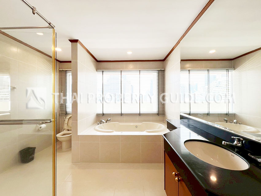 Apartment in Sukhumvit 