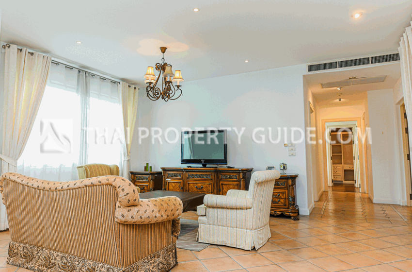 Condominium for rent in Bangnatrad