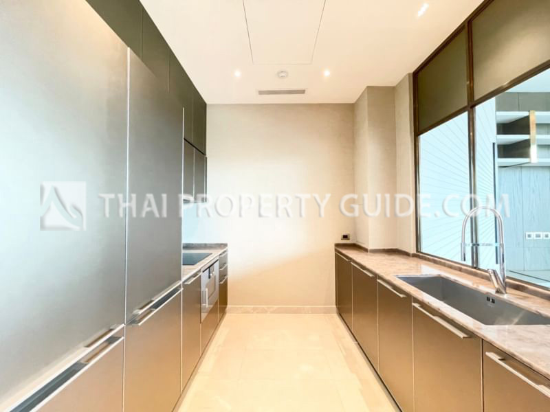 Condominium in Charuennakorn 