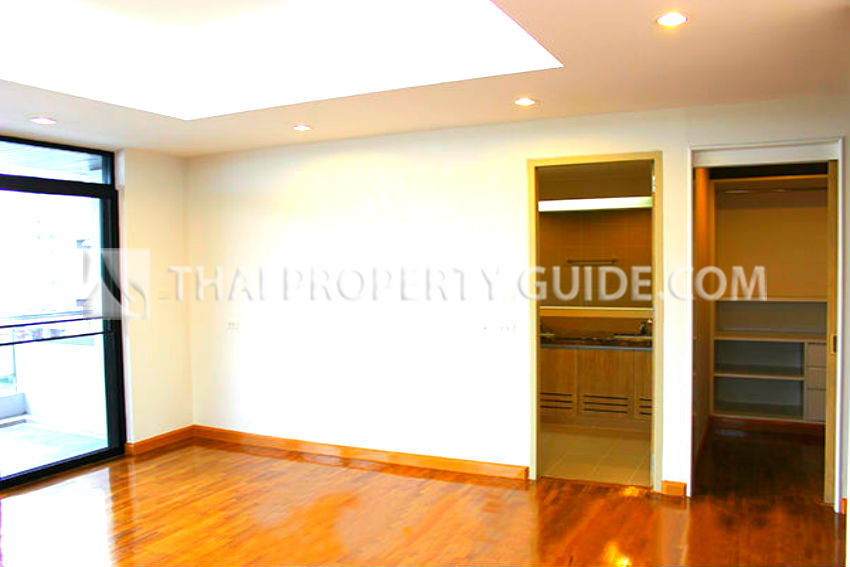 Condominium in Nichada Thani 