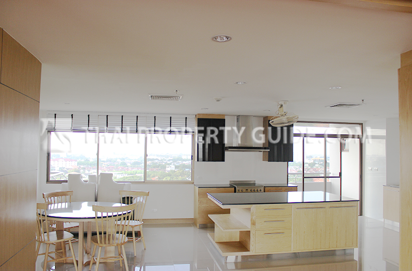 Condominium in Nichada Thani 
