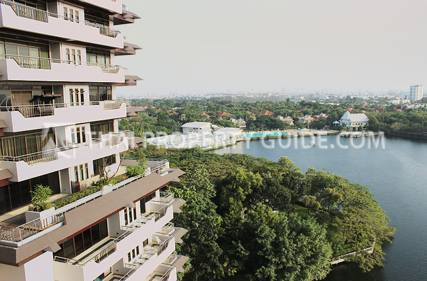 Condominium in Nichada Thani 