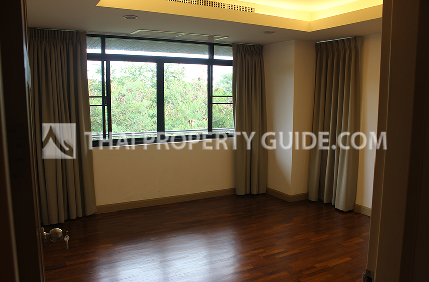 Condominium in Nichada Thani 