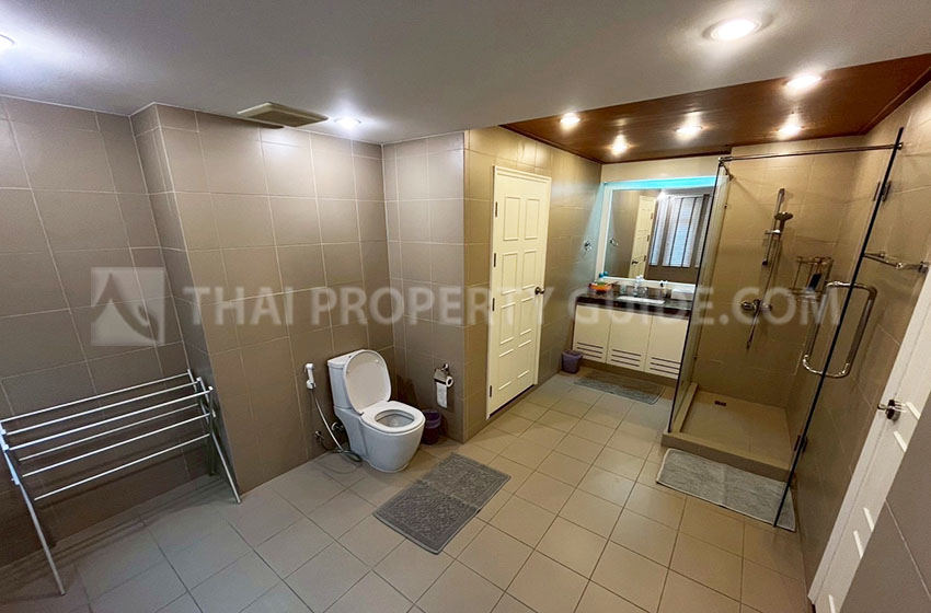 Condominium in Nichada Thani 