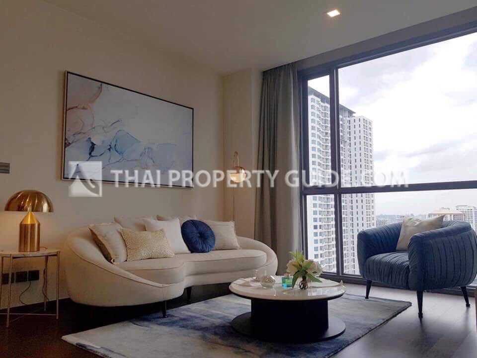 Condominium in New Petchburi 