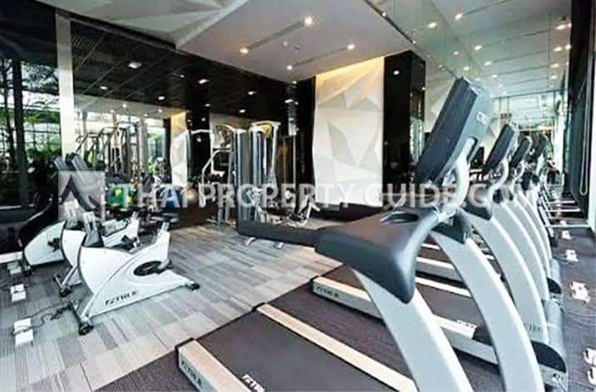 Condominium in New Petchburi 