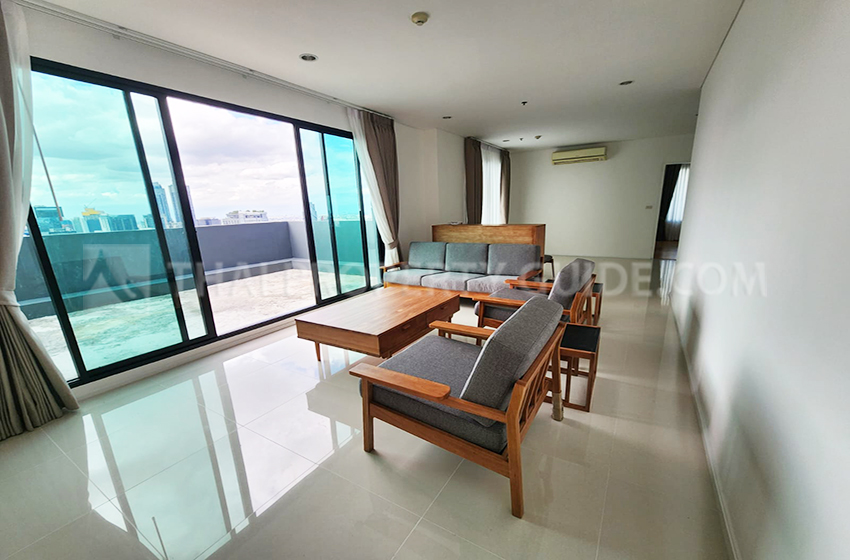 Condominium for rent in New Petchburi