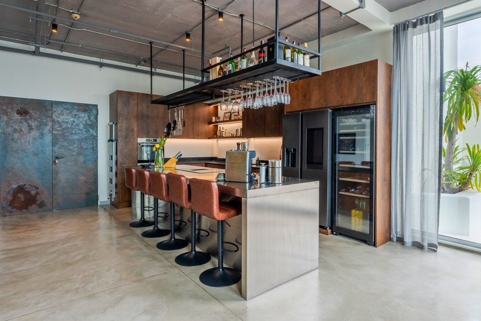 Condominium in New Petchburi 