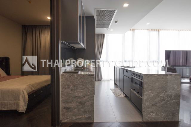 Condominium in Phaholyothin 