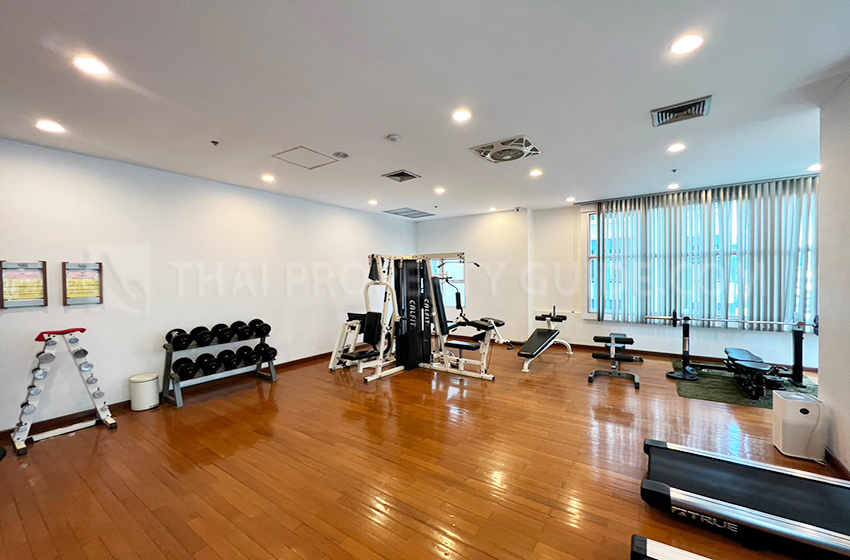 Condominium in Ploenchit 