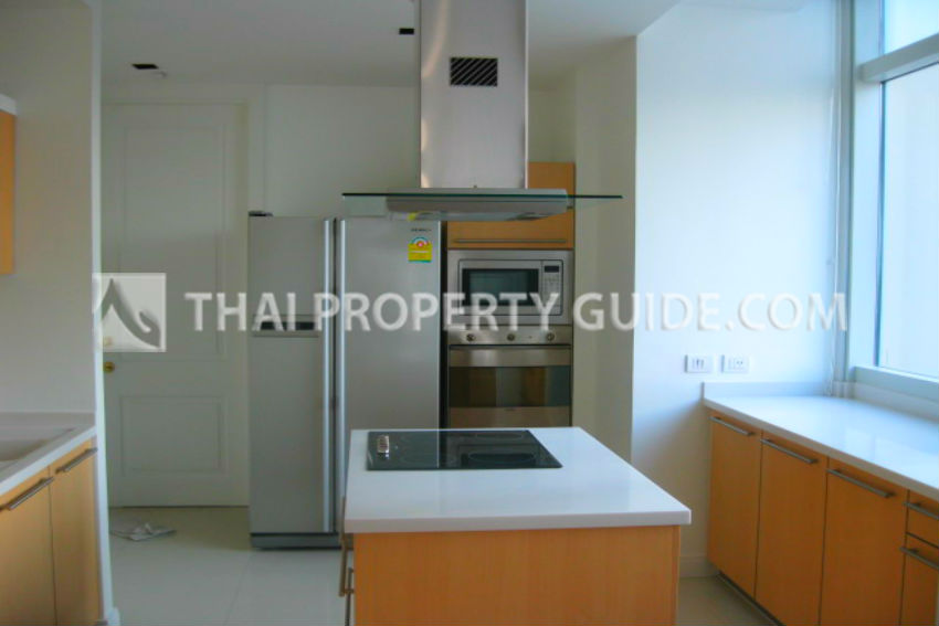 Condominium in Ploenchit : Athenee Residence 