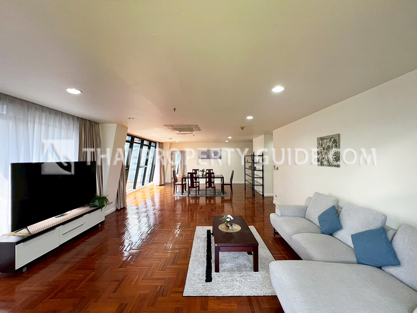 Condominium for rent in Ploenchit