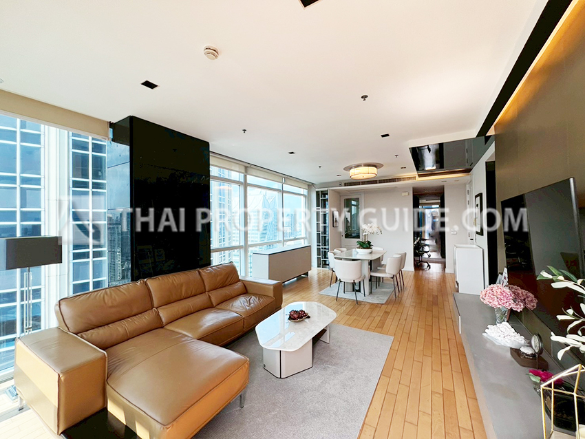 Condominium in Ploenchit : Athenee Residence 