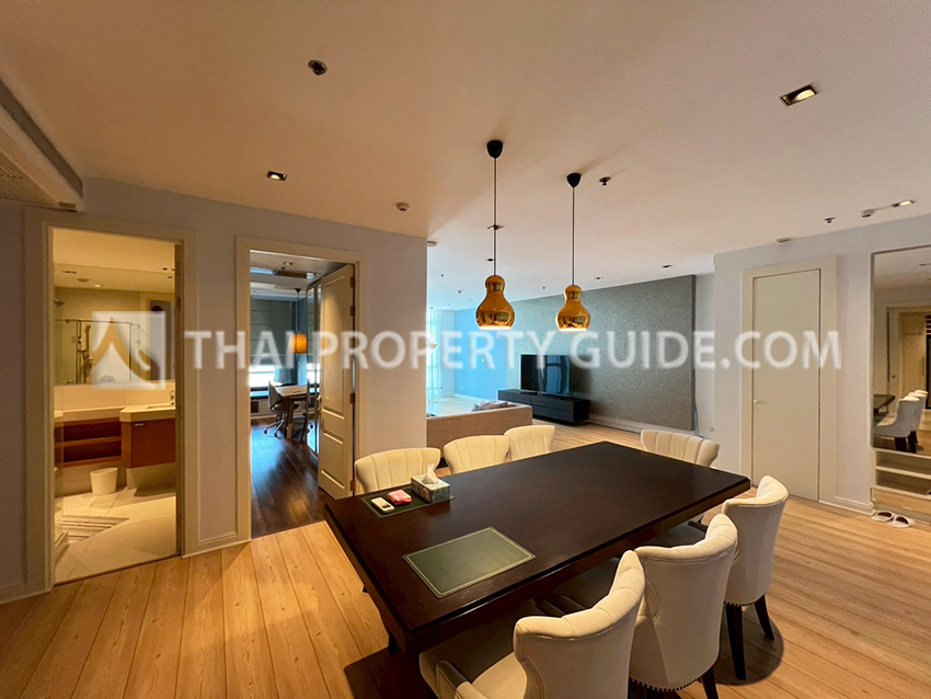 Condominium in Ploenchit : Athenee Residence 