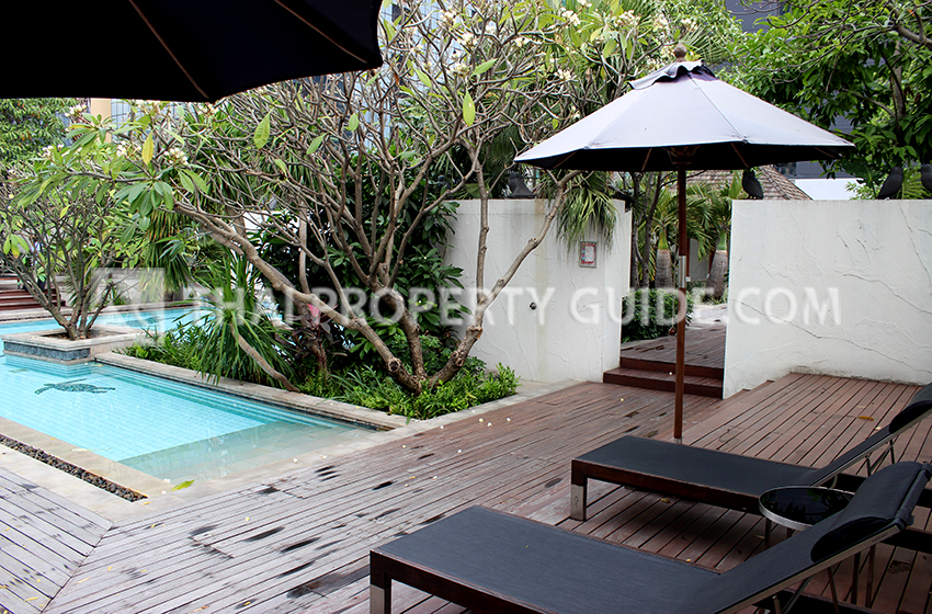 Condominium in Ploenchit : Athenee Residence 