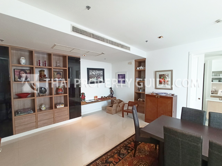 Condominium in Ploenchit : Athenee Residence 