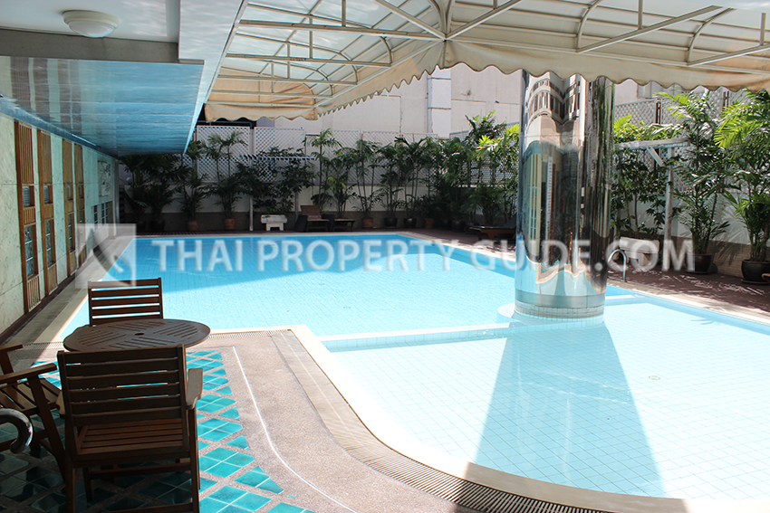 Condominium in Ploenchit 