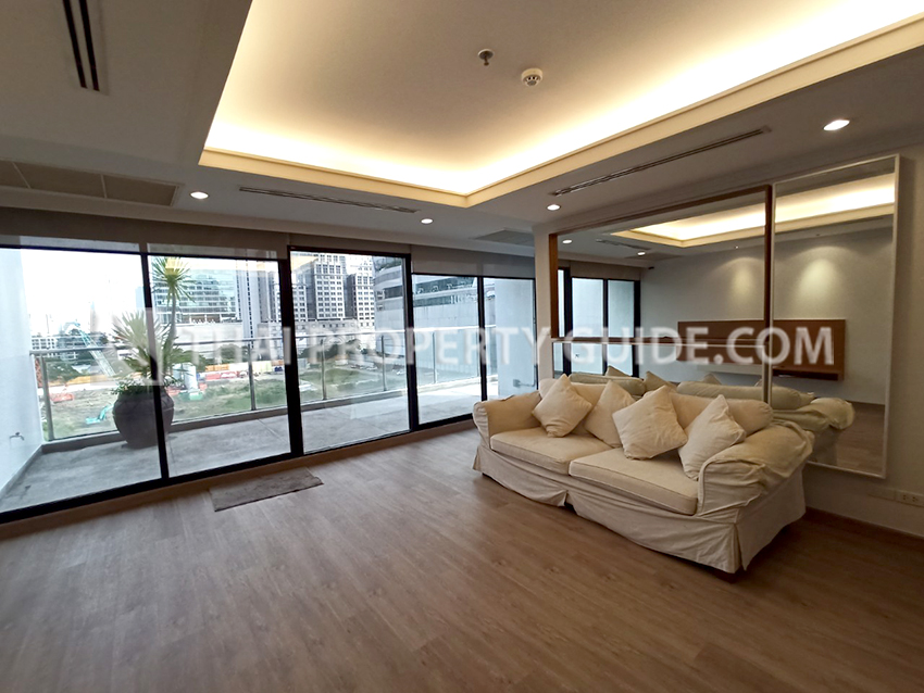 Condominium for rent in Ploenchit