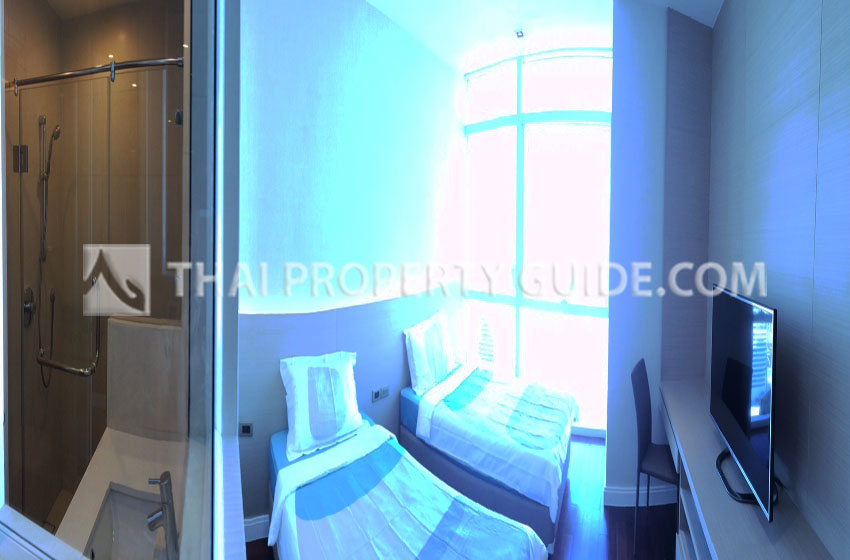 Condominium in Ploenchit : Athenee Residence 