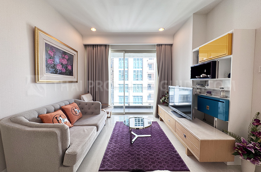 Condominium in Ploenchit