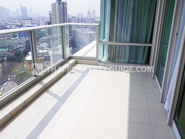 Condominium in Ploenchit 