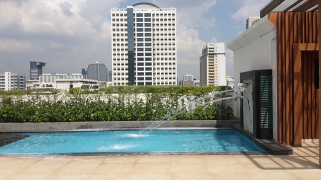 Condominium for rent in Ploenchit