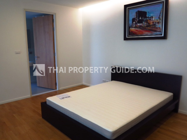 Condominium in Ploenchit 