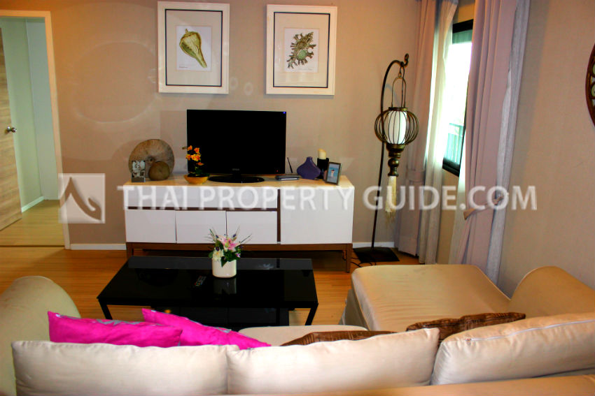 Condominium in Ploenchit 