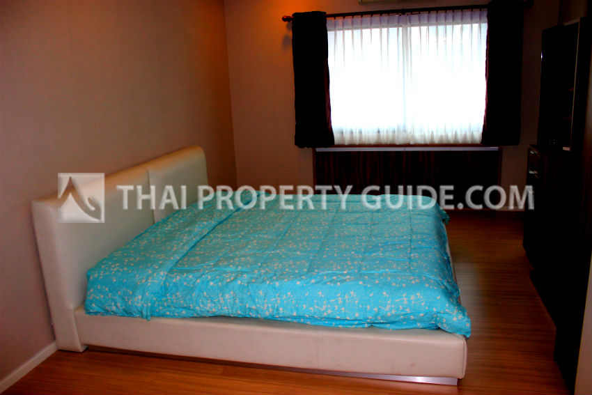 Condominium in Ploenchit 