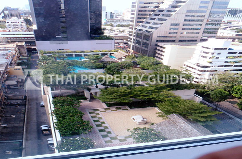 Condominium in Ploenchit : Athenee Residence 
