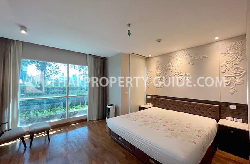 Condominium in Ploenchit 