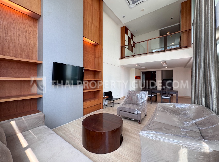 Condominium in Ploenchit 