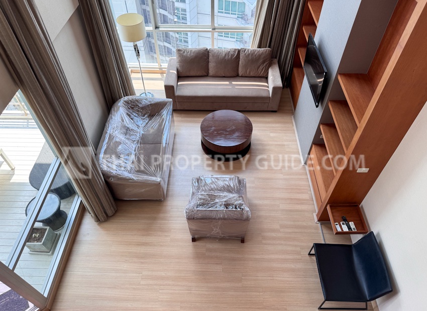 Condominium in Ploenchit 